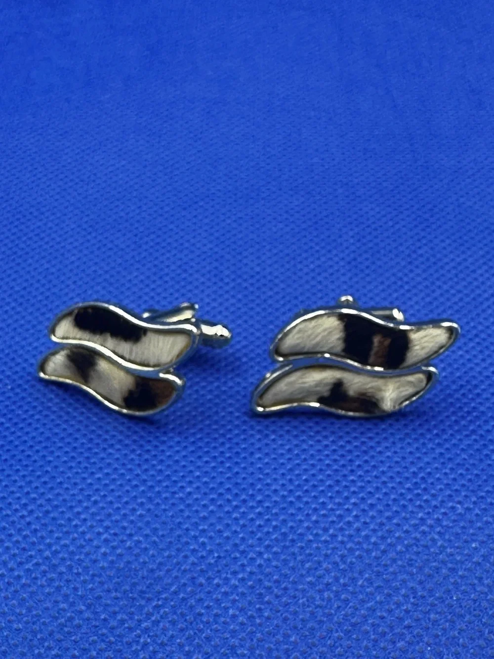 Gold Tone Abstract Leopard Print Double Wave Cufflinks